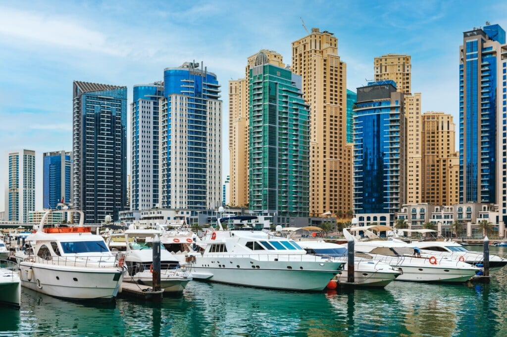 booking-boat-dubai-marina-united-arab-emirates